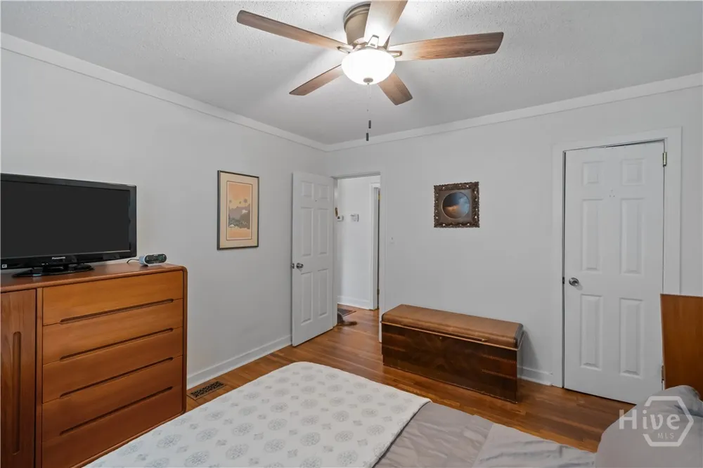 2332 E 41St Street Savannah, GA 31404