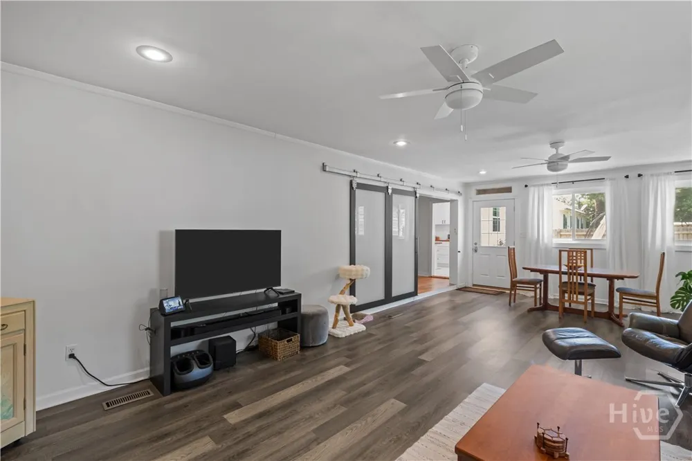 2332 E 41St Street Savannah, GA 31404