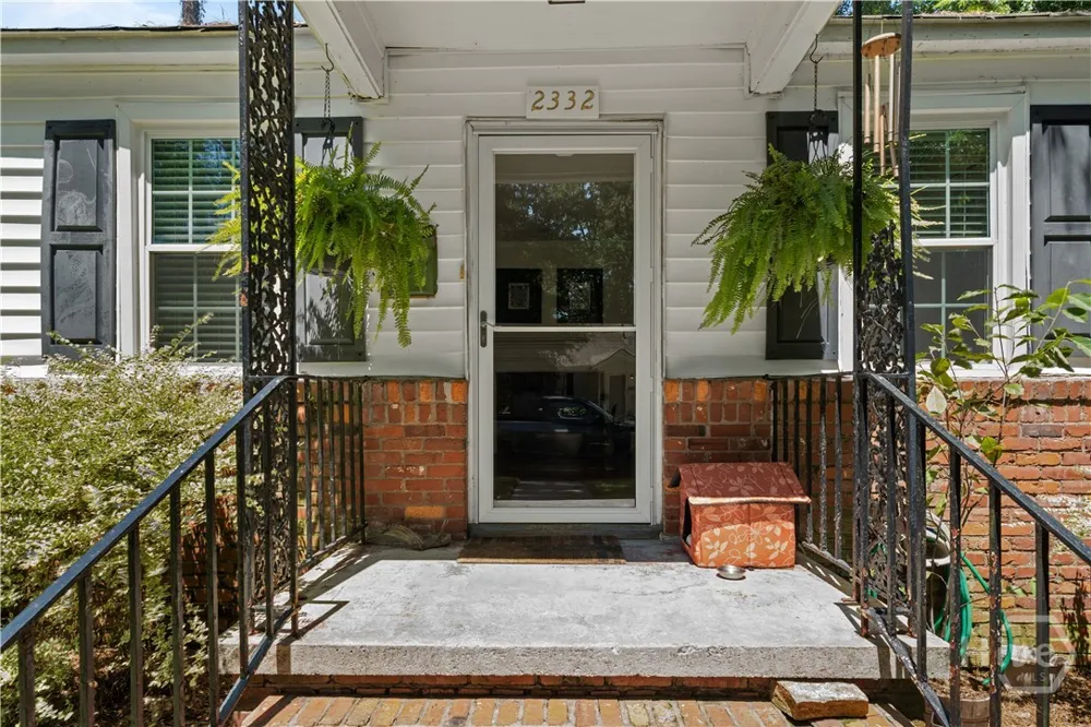 2332 E 41St Street Savannah, GA 31404