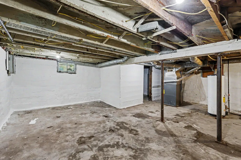 547 Pleasant Street Jackson, MI 49202