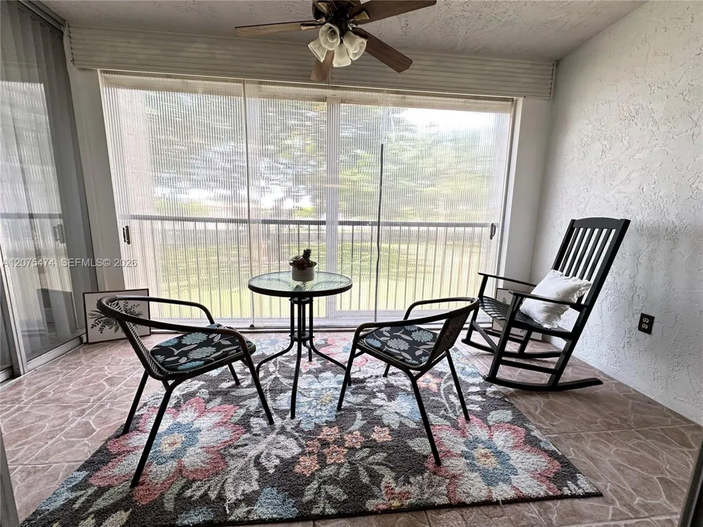 3910 Inverrary Blvd #202-B Lauderhill, FL 33319