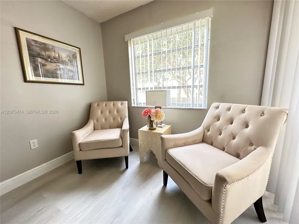 3910 Inverrary Blvd #202-B Lauderhill, FL 33319