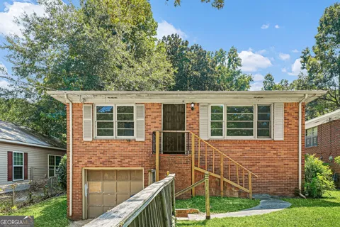1329 Nash RD NW