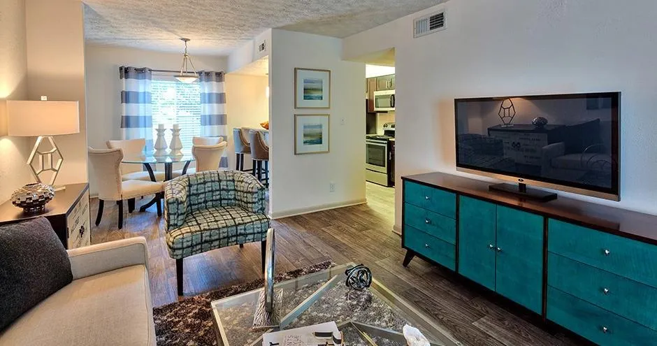 8601 Roberts Drive #01-09 Sandy Springs, GA 30350