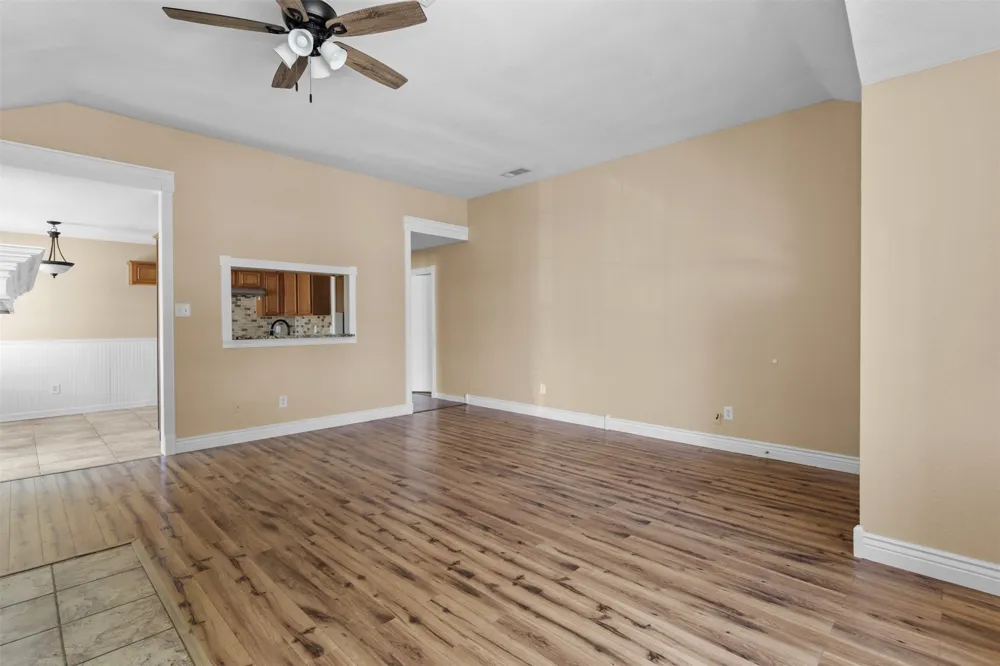 1422 Misty Meadow Drive Midlothian, TX 76065