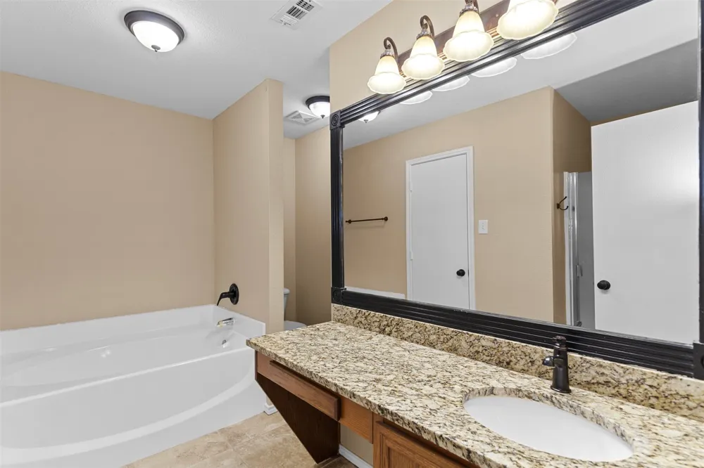 1422 Misty Meadow Drive Midlothian, TX 76065