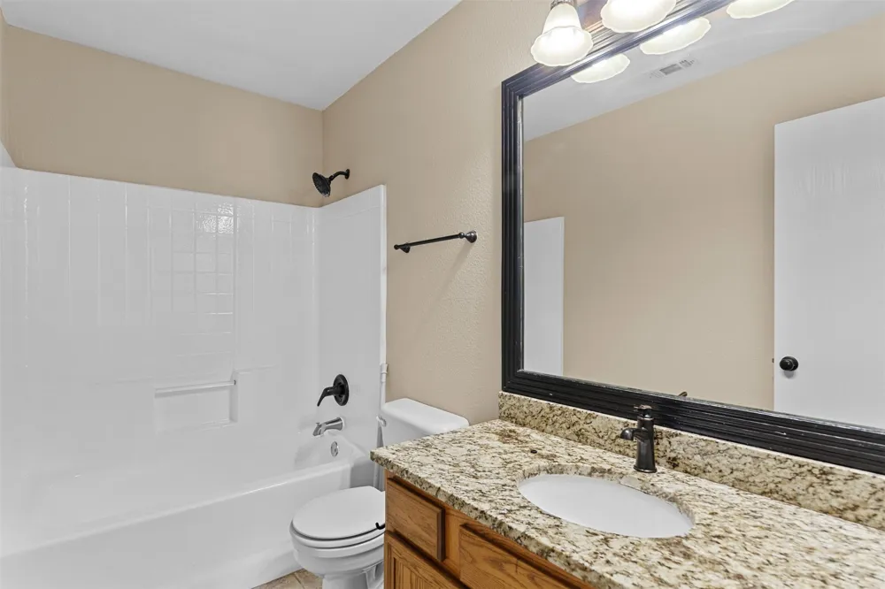 1422 Misty Meadow Drive Midlothian, TX 76065
