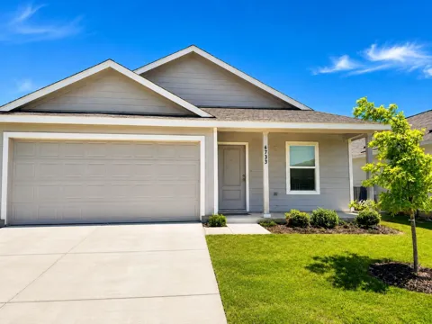 6733 Teal Circle
