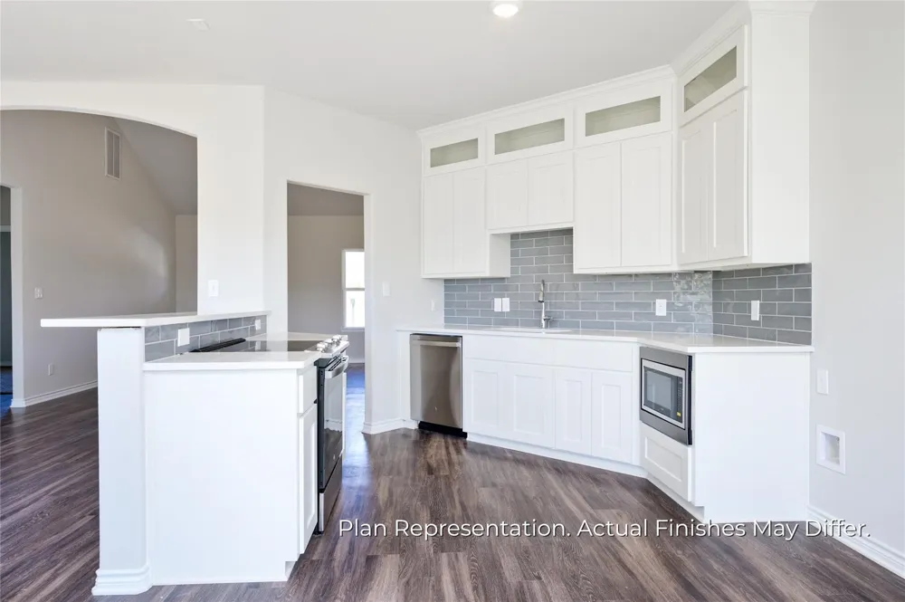 201 E Laura Avenue Quinlan, TX 75474