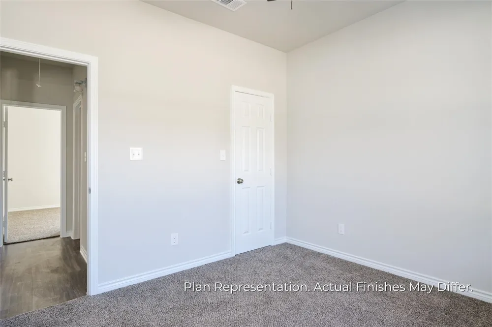 201 E Laura Avenue Quinlan, TX 75474