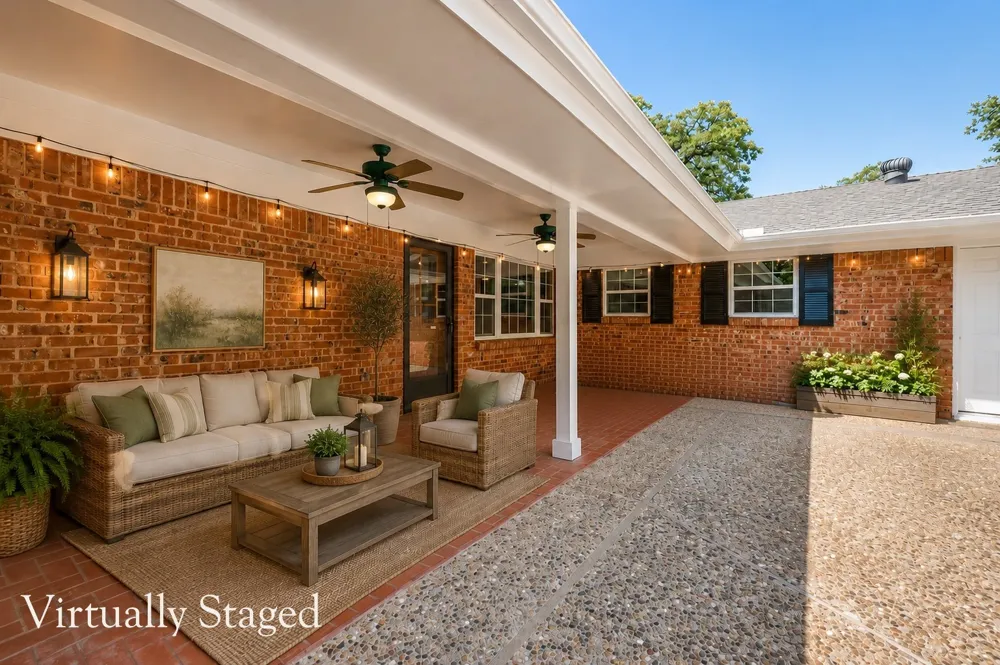 832 Wheelwood Drive Hurst, TX 76053