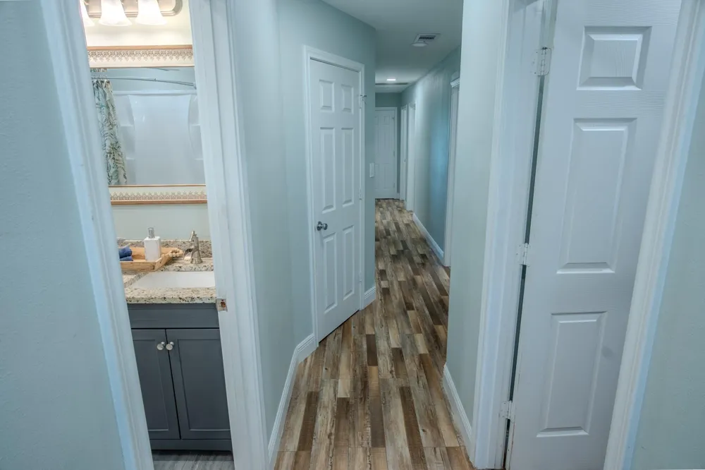 246 Seagull Sargent, TX 77414
