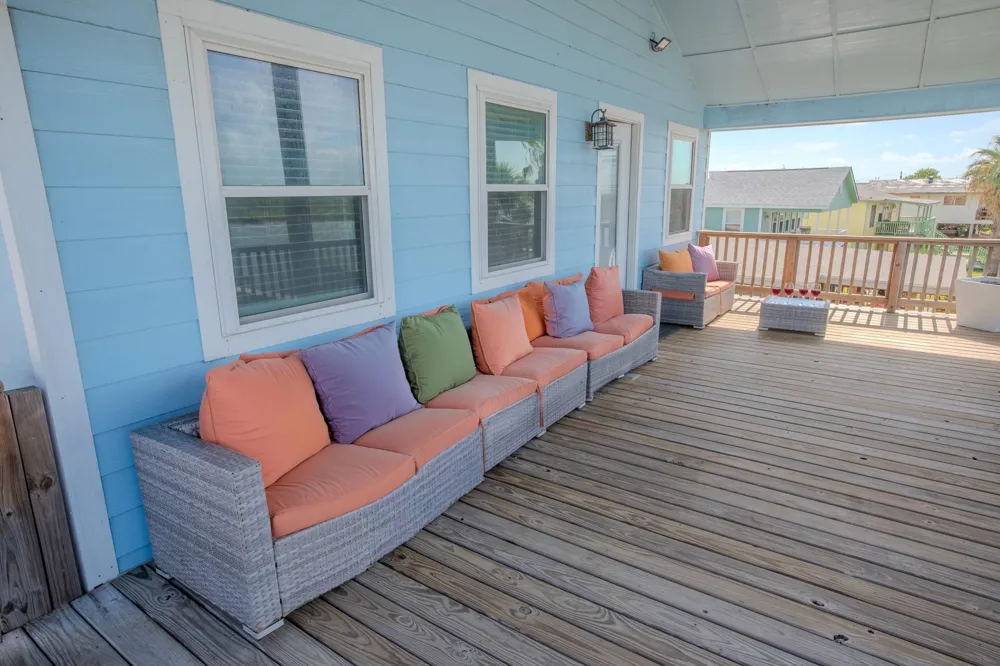 246 Seagull Sargent, TX 77414
