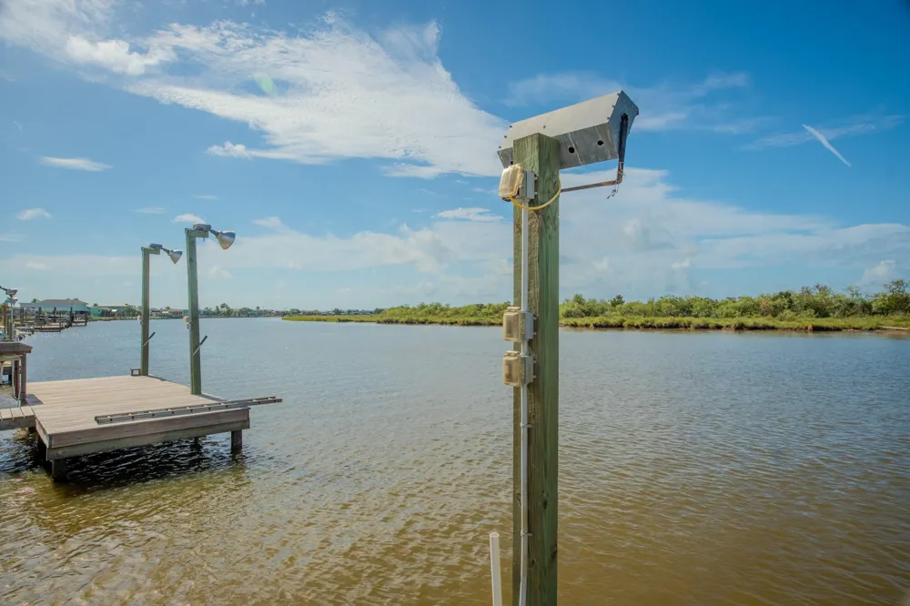 246 Seagull Sargent, TX 77414