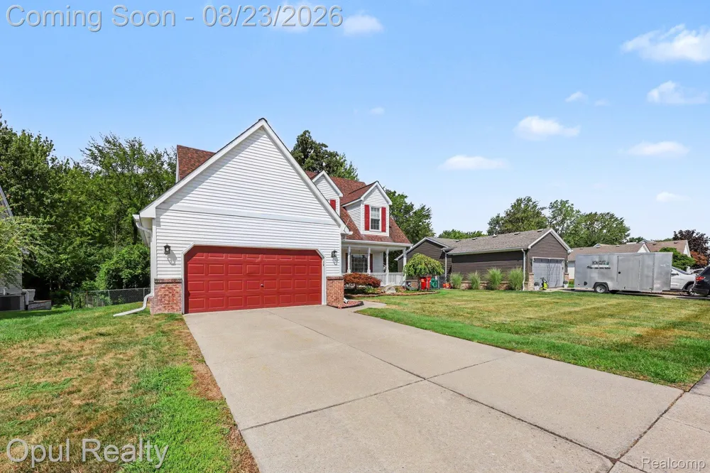 46309 Jasmine Court Chesterfield Township, MI 48047