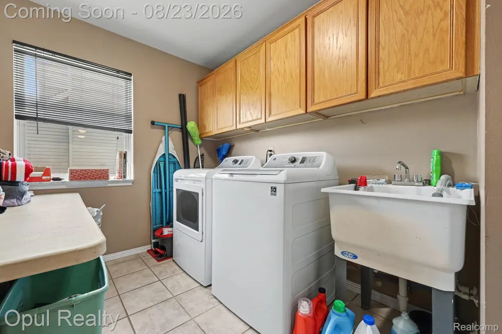 46309 Jasmine Court Chesterfield Township, MI 48047
