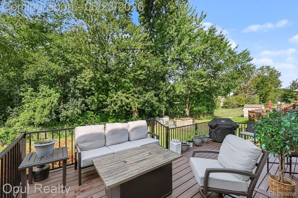 46309 Jasmine Court Chesterfield Township, MI 48047