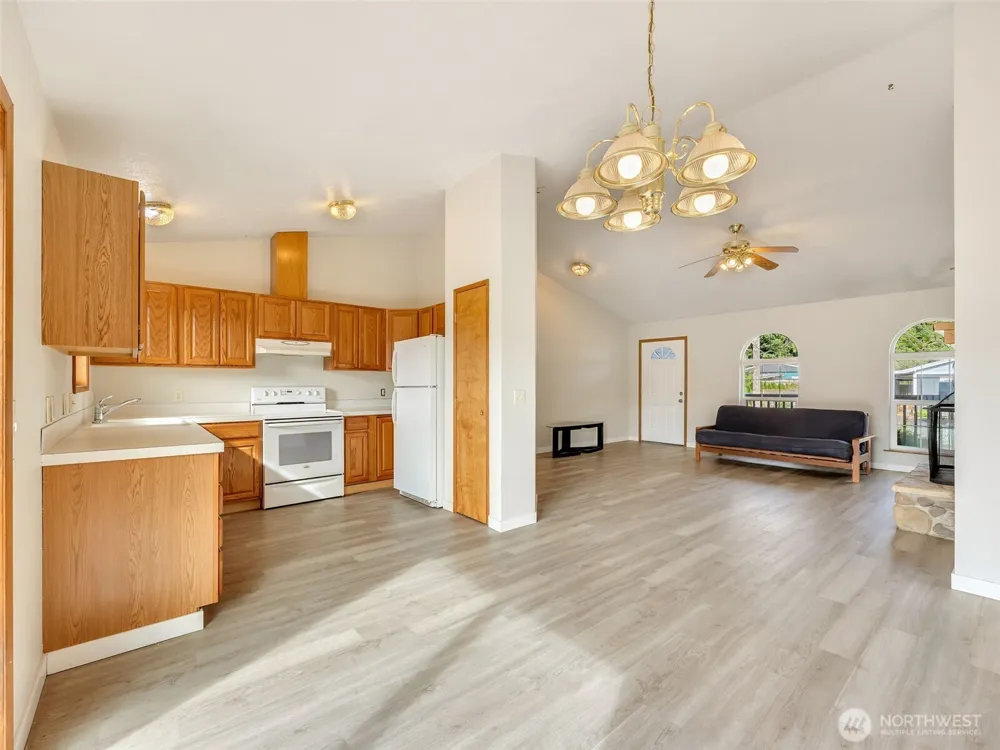 20215 P PLACE Ocean Park, WA 98640