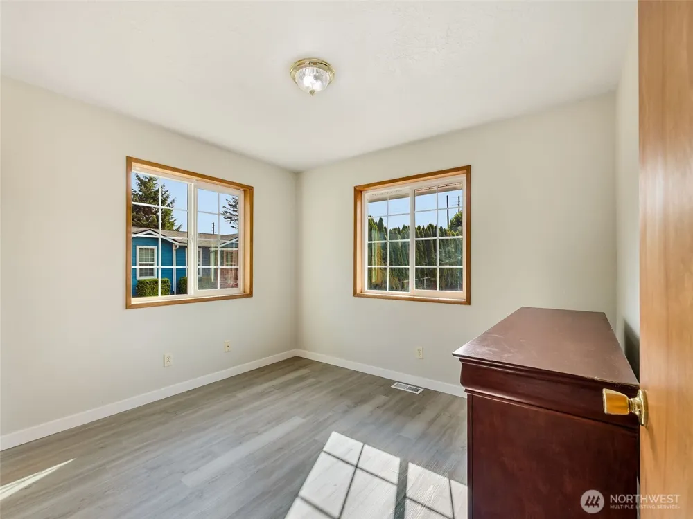20215 P PLACE Ocean Park, WA 98640