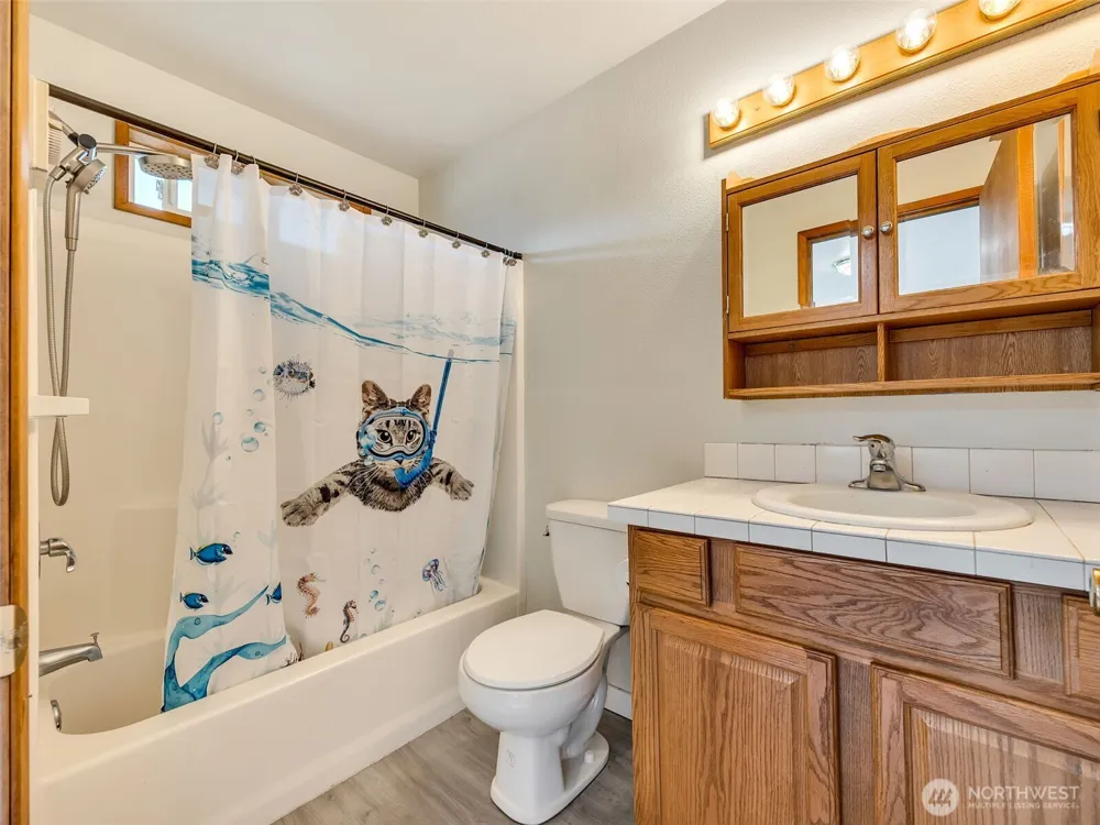 20215 P PLACE Ocean Park, WA 98640