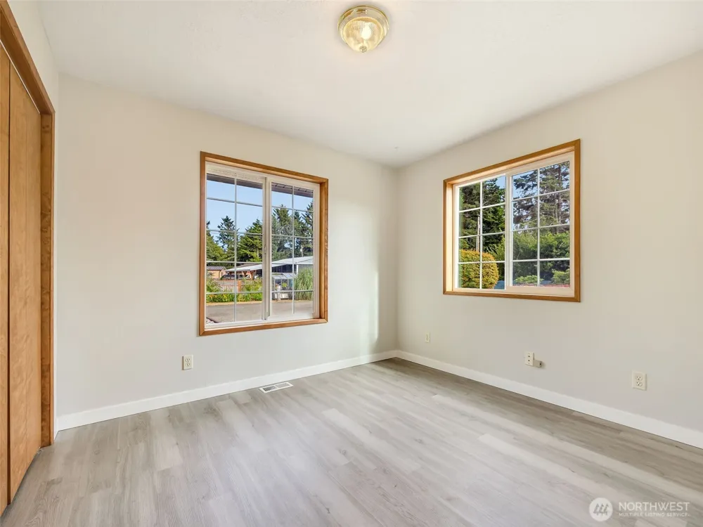 20215 P PLACE Ocean Park, WA 98640