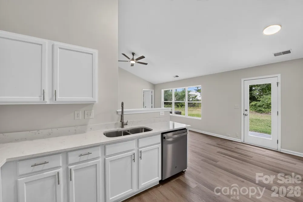 6923 Sunman Road Charlotte, NC 28216
