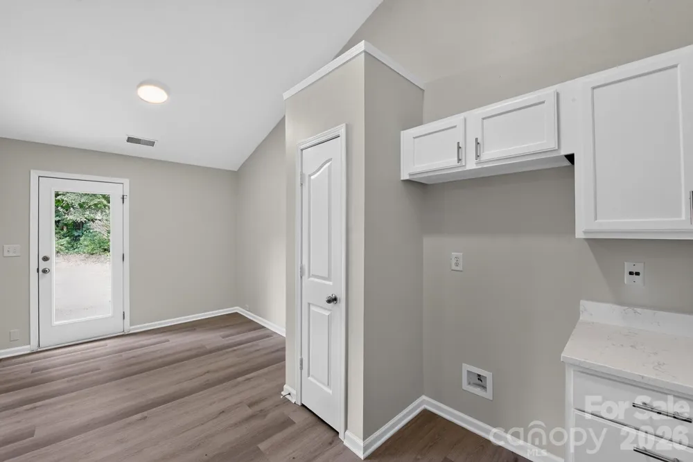 6923 Sunman Road Charlotte, NC 28216
