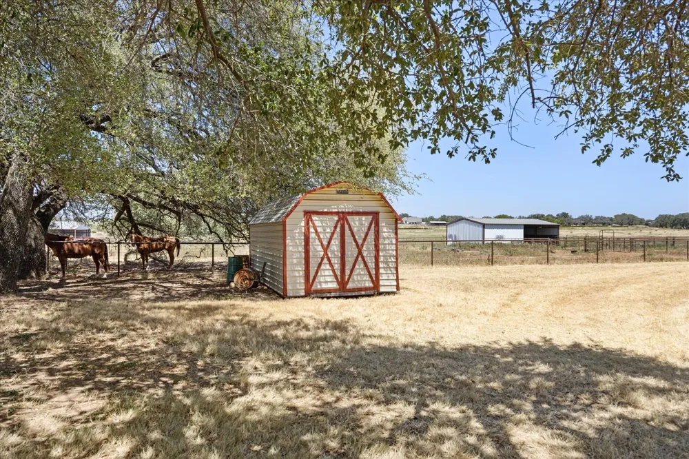 330 Reed Road Granbury, TX 76049