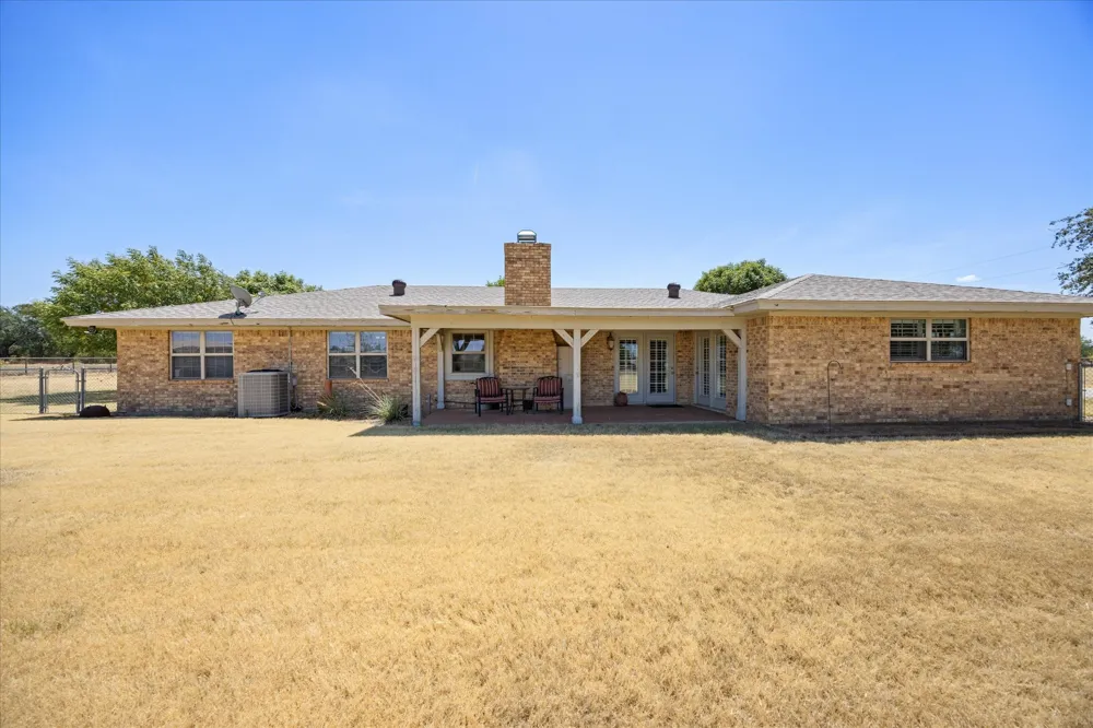 330 Reed Road Granbury, TX 76049
