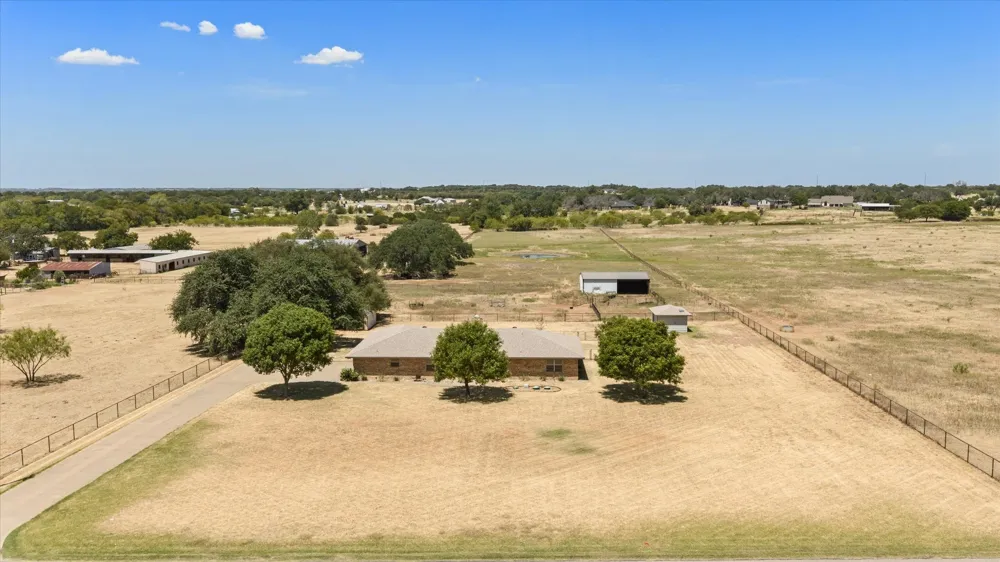 330 Reed Road Granbury, TX 76049
