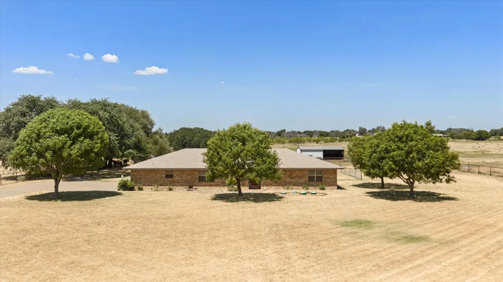 330 Reed Road Granbury, TX 76049