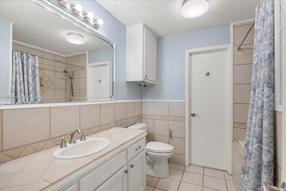330 Reed Road Granbury, TX 76049