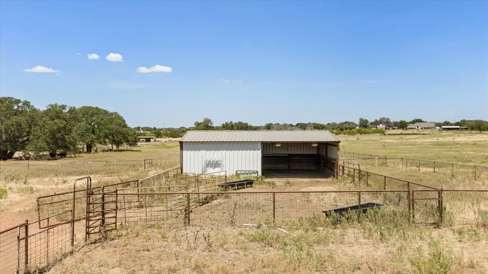 330 Reed Road Granbury, TX 76049