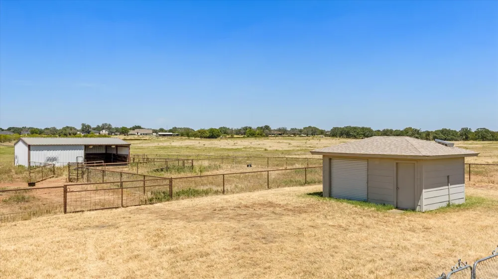 330 Reed Road Granbury, TX 76049