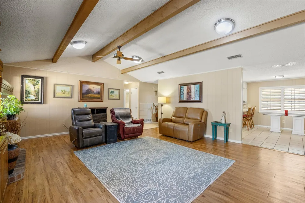 330 Reed Road Granbury, TX 76049