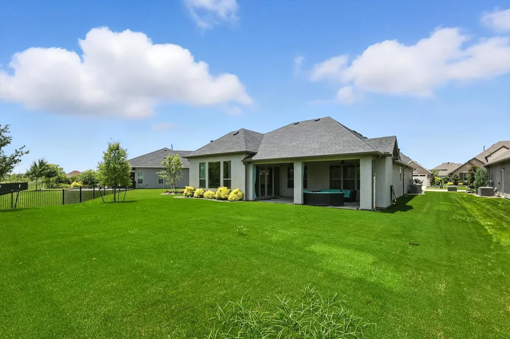 8509 Cocobolo Drive Denton, TX 76207