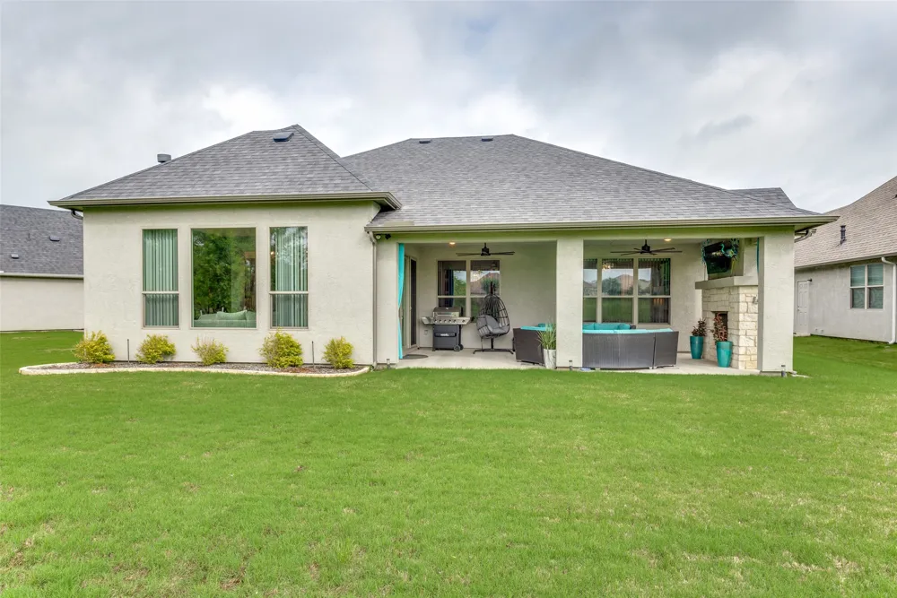 8509 Cocobolo Drive Denton, TX 76207