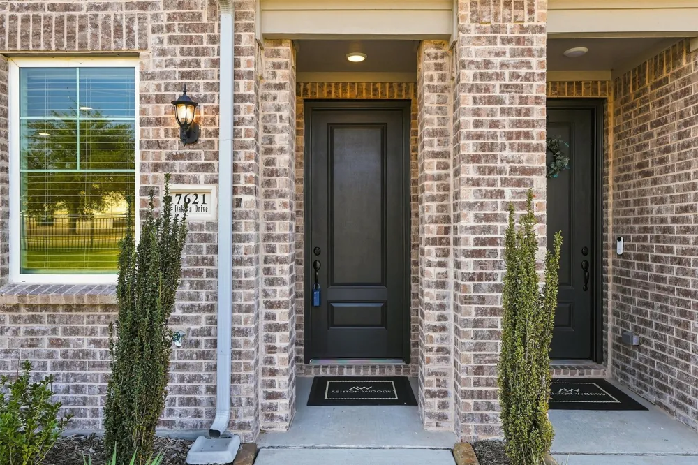 7621 Dakota Watauga, TX 76148