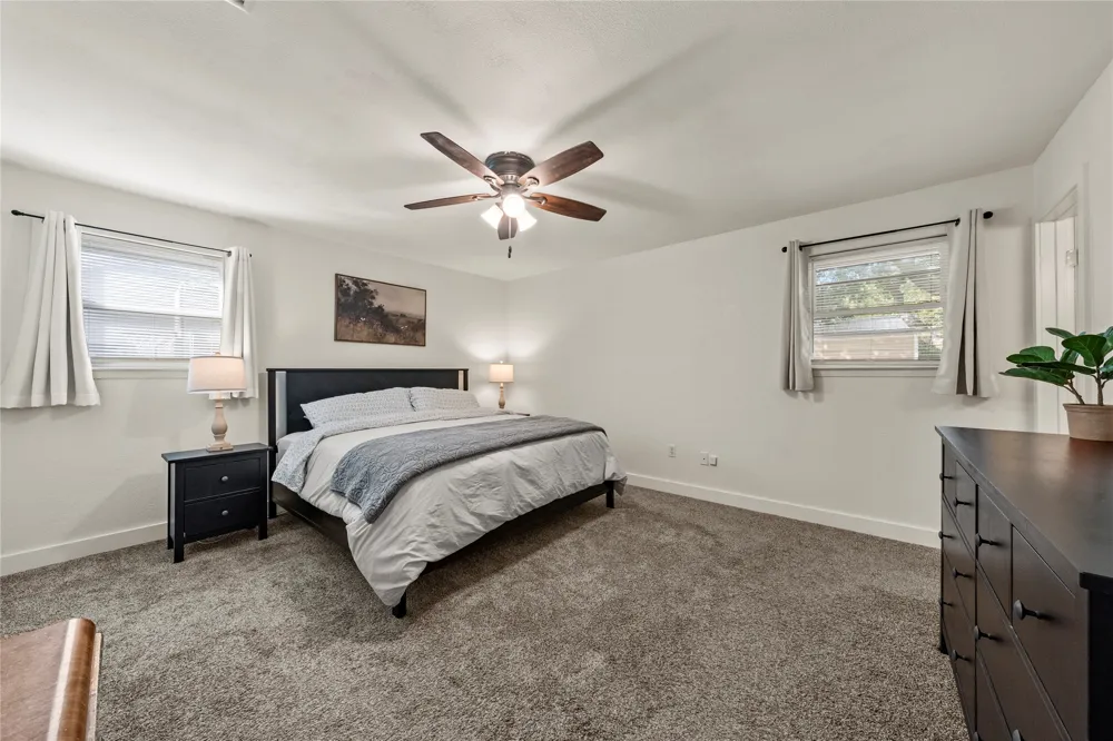 241 Crockett Lane Hewitt, TX 76643