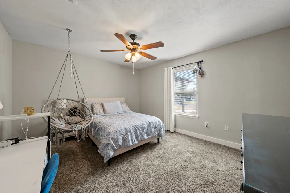 241 Crockett Lane Hewitt, TX 76643