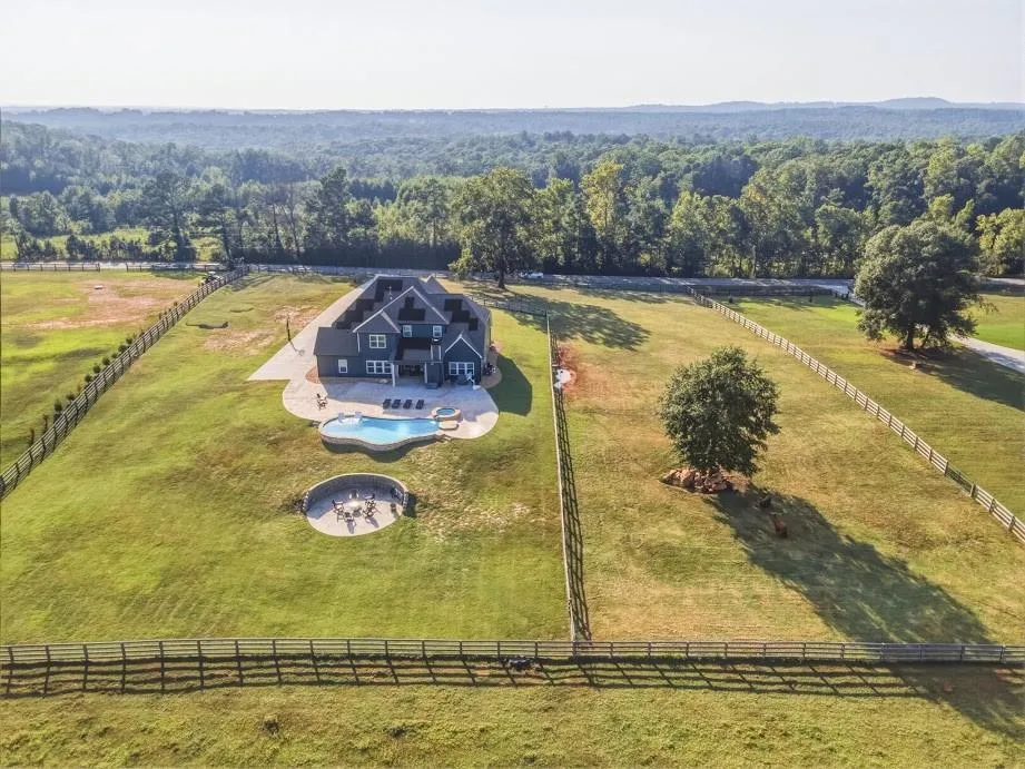 1515 Pleasant Ridge Road Carrollton, GA 30117