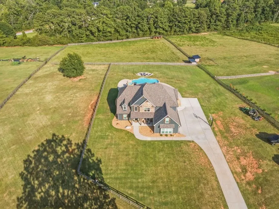 1515 Pleasant Ridge Road Carrollton, GA 30117