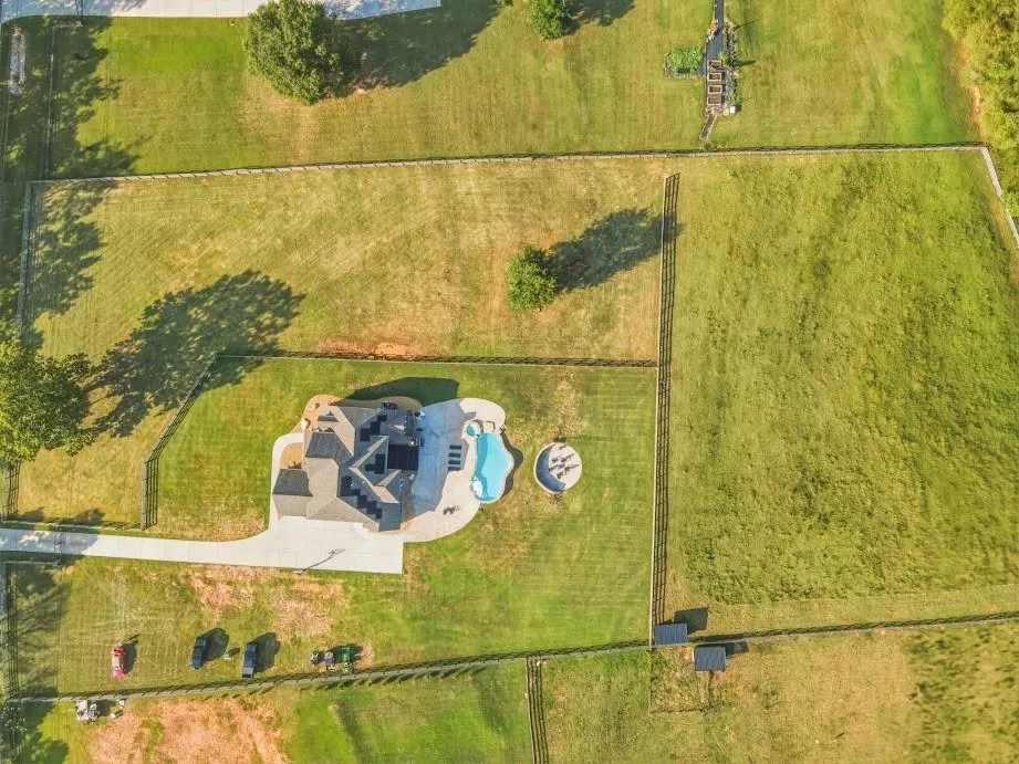1515 Pleasant Ridge Road Carrollton, GA 30117