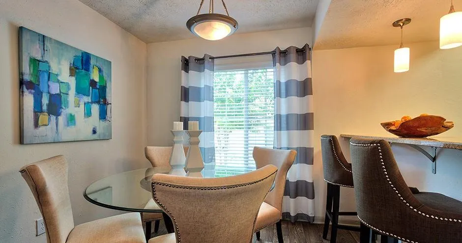 8601 Roberts Drive #05-07 Sandy Springs, GA 30350