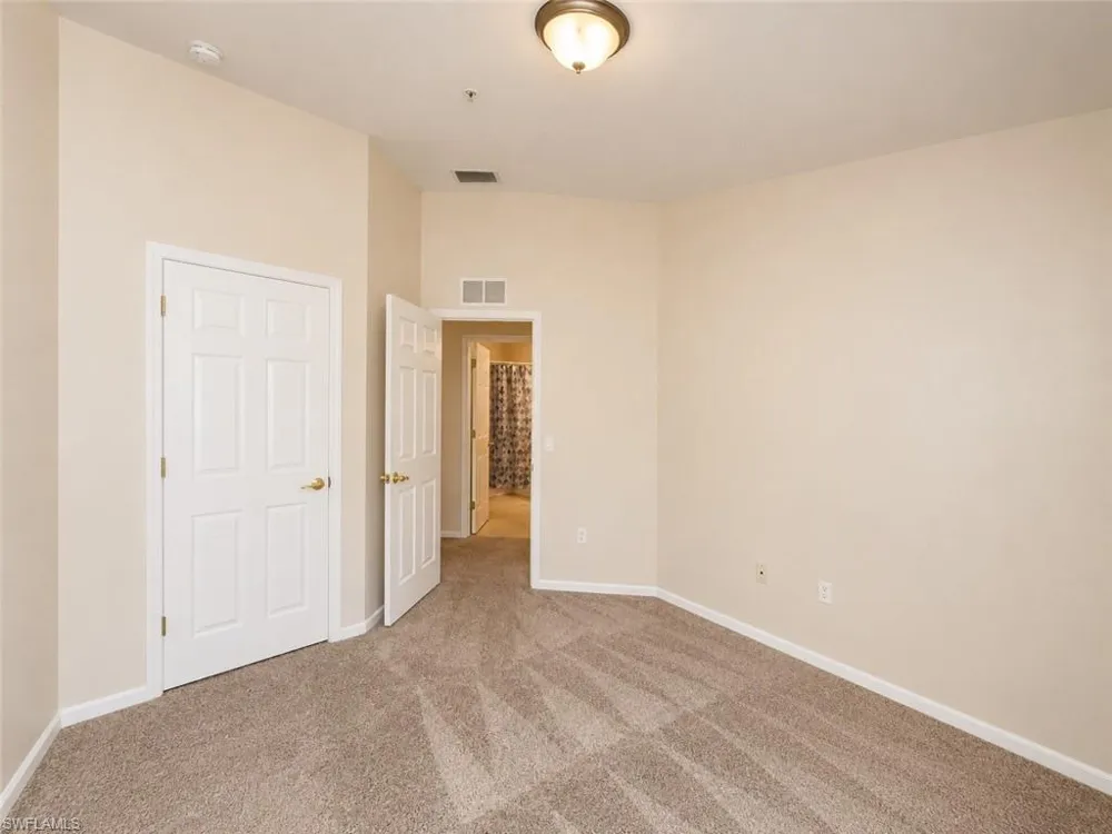 912 Hampton Circle #92 Naples, FL 34105