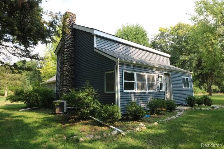 9900 Dartmouth Road Independence Charter Township, MI 48348