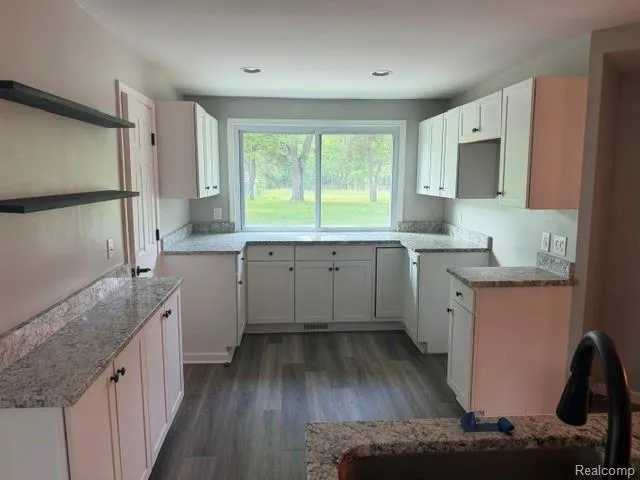 9900 Dartmouth Road Independence Charter Township, MI 48348