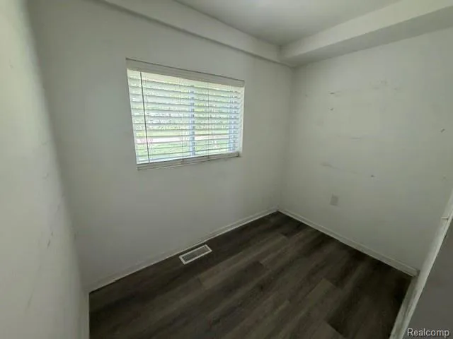 9900 Dartmouth Road Independence Charter Township, MI 48348