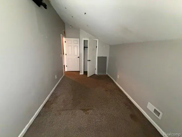 9900 Dartmouth Road Independence Charter Township, MI 48348