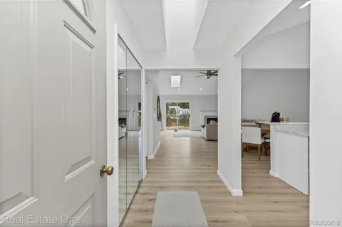 33925 Oakwood Drive